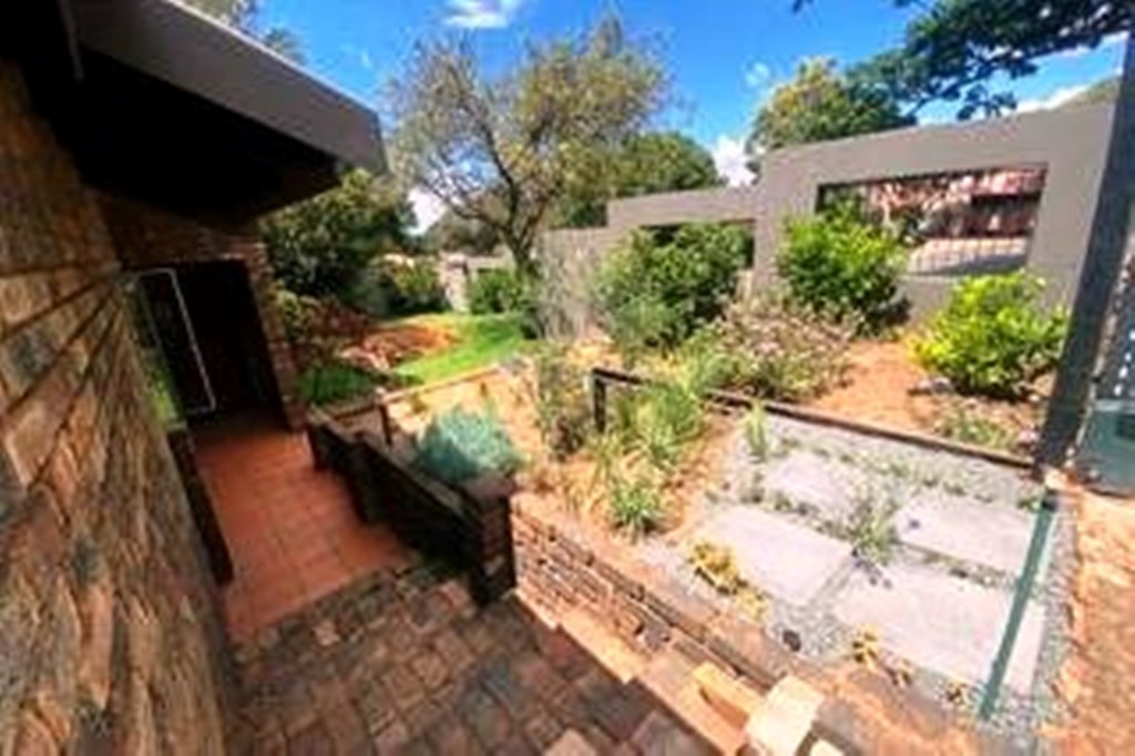 Neat four bedroom for sale in Magalieskruin