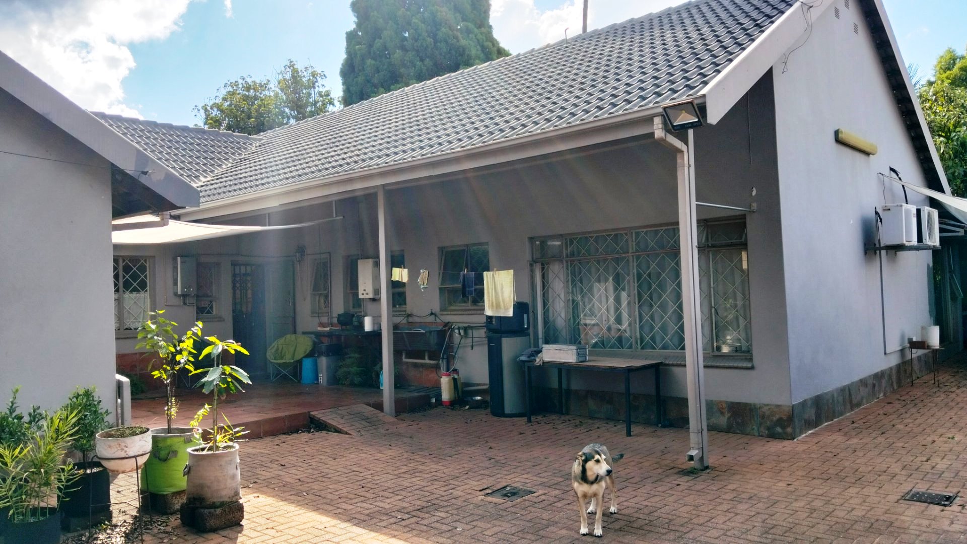 Three bedroom with flatlet for sale in Tileba