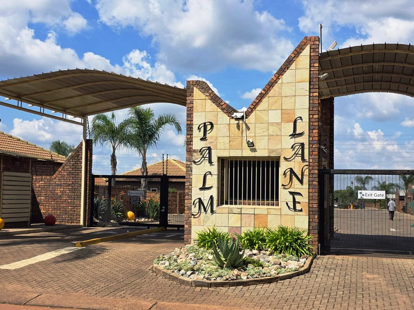 Beautiful two bedroom for sale in Andeon
