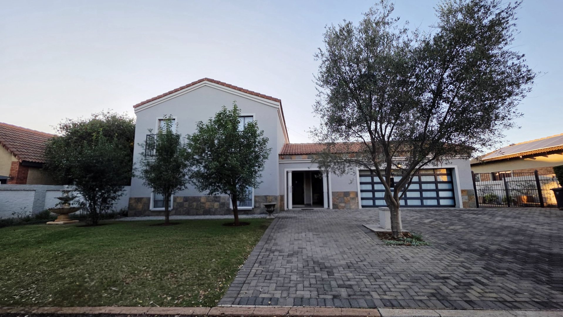 Four bedroom in Montana Tuine estate for sale