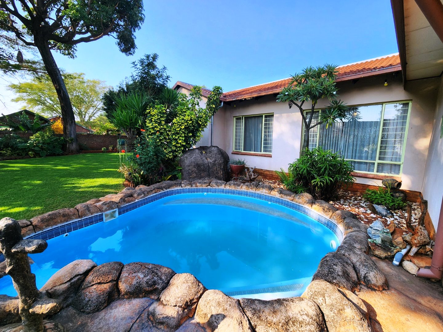 Lovely three bedroom for sale in Theresapark