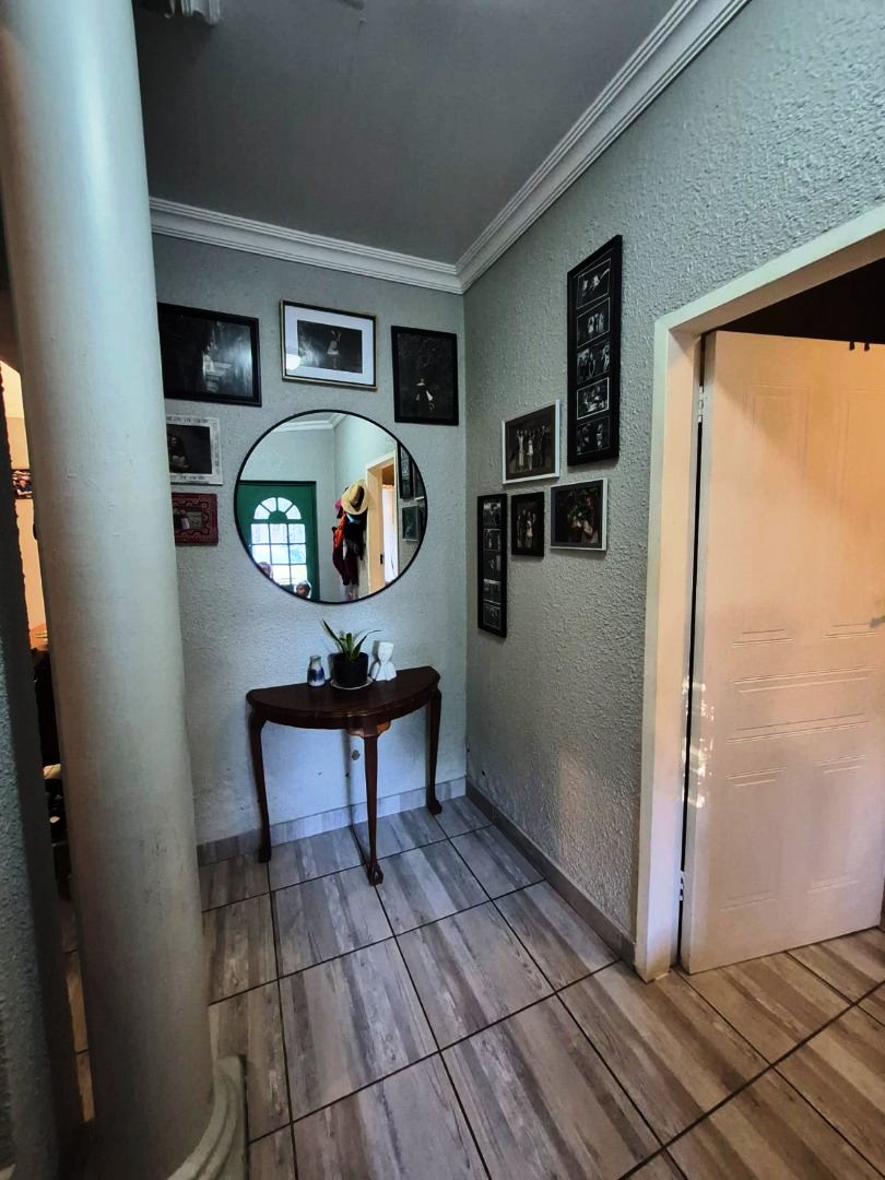 Four bedroom in Montana Tuine estate for sale