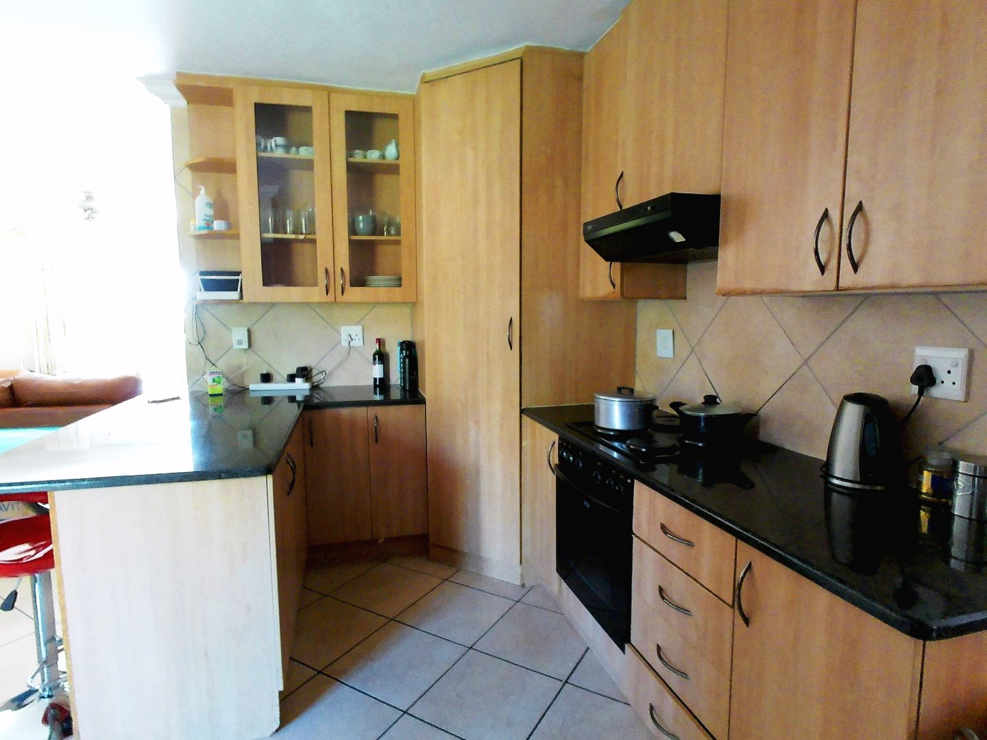 Three bed full title for sale in Theresapark