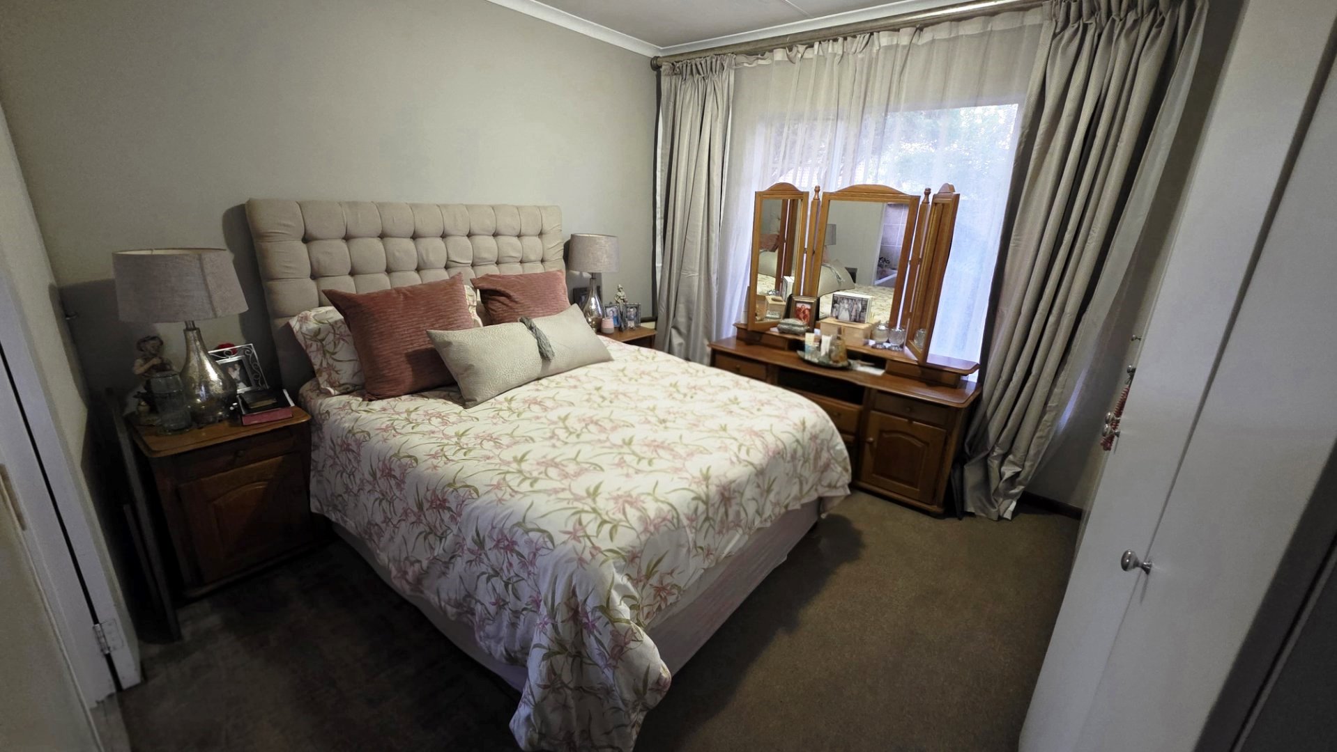 Lovely three bedroom for sale in Magalieskruin