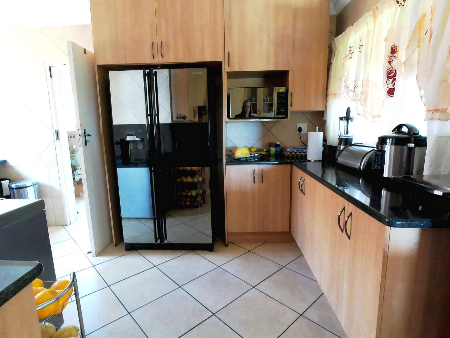 Three bed full title for sale in Theresapark