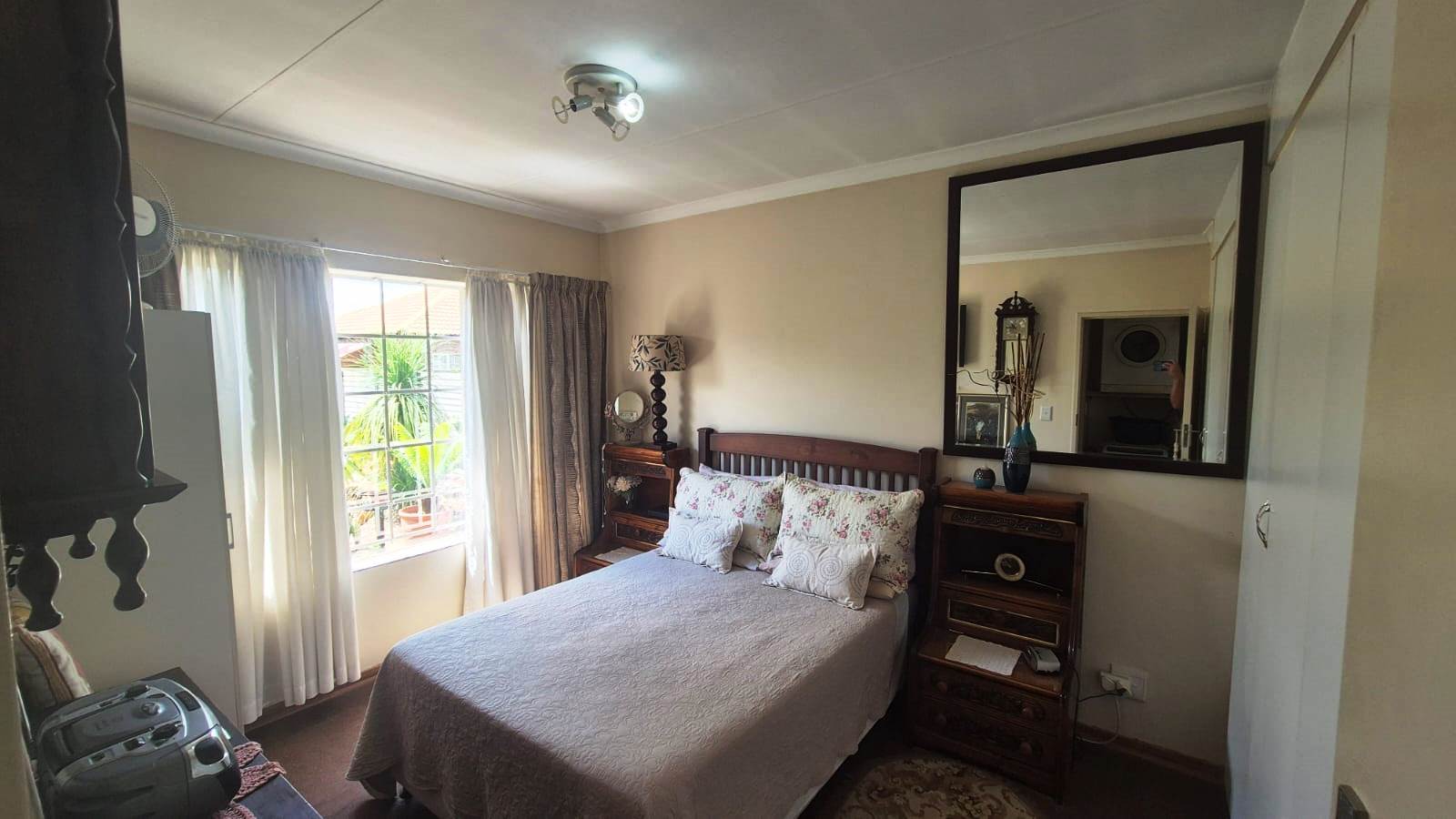 Beautiful two bedroom for sale in Andeon