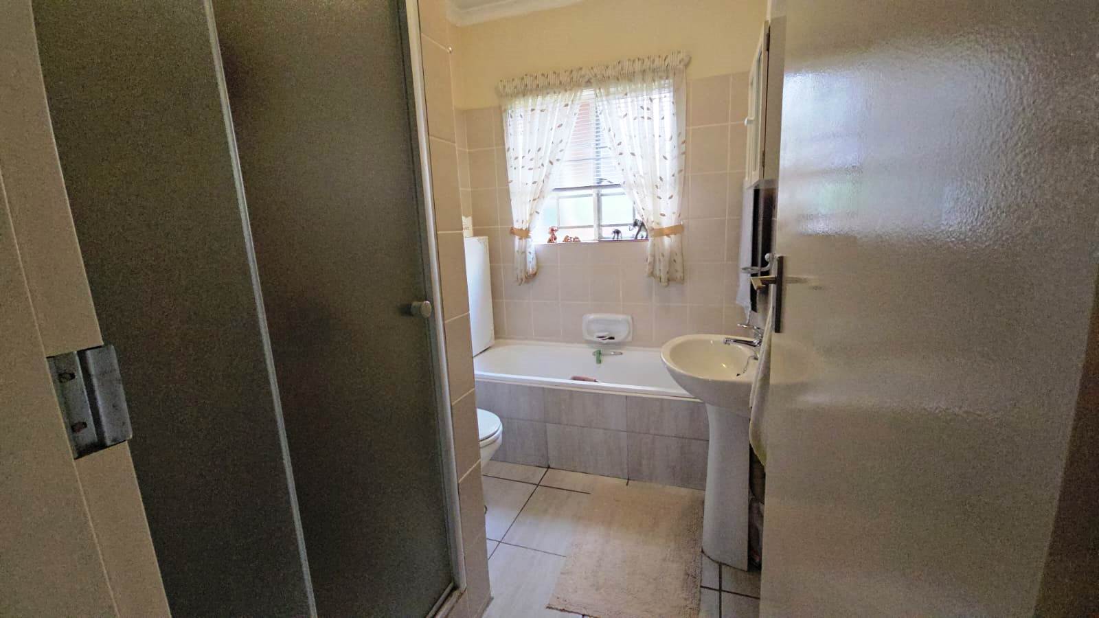 Beautiful two bedroom for sale in Andeon