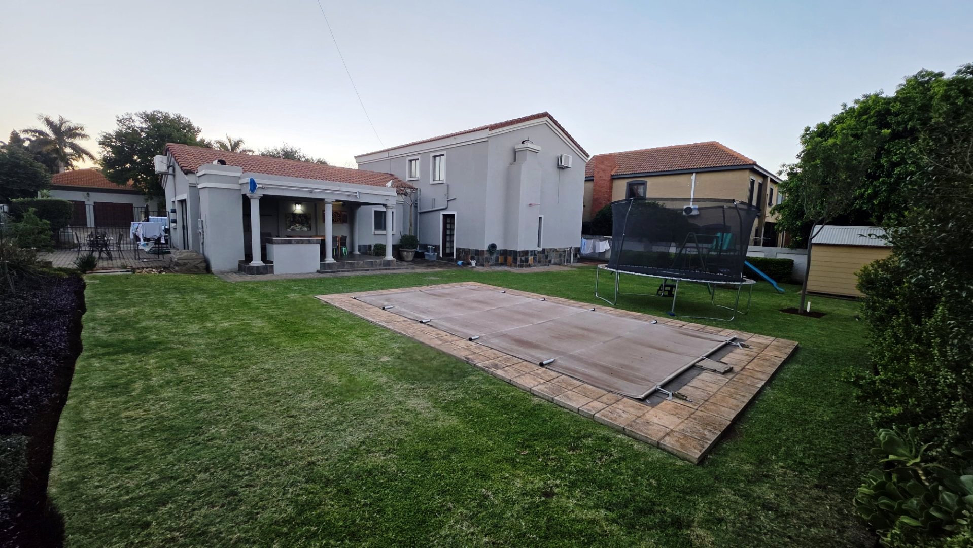 Four bedroom in Montana Tuine estate for sale
