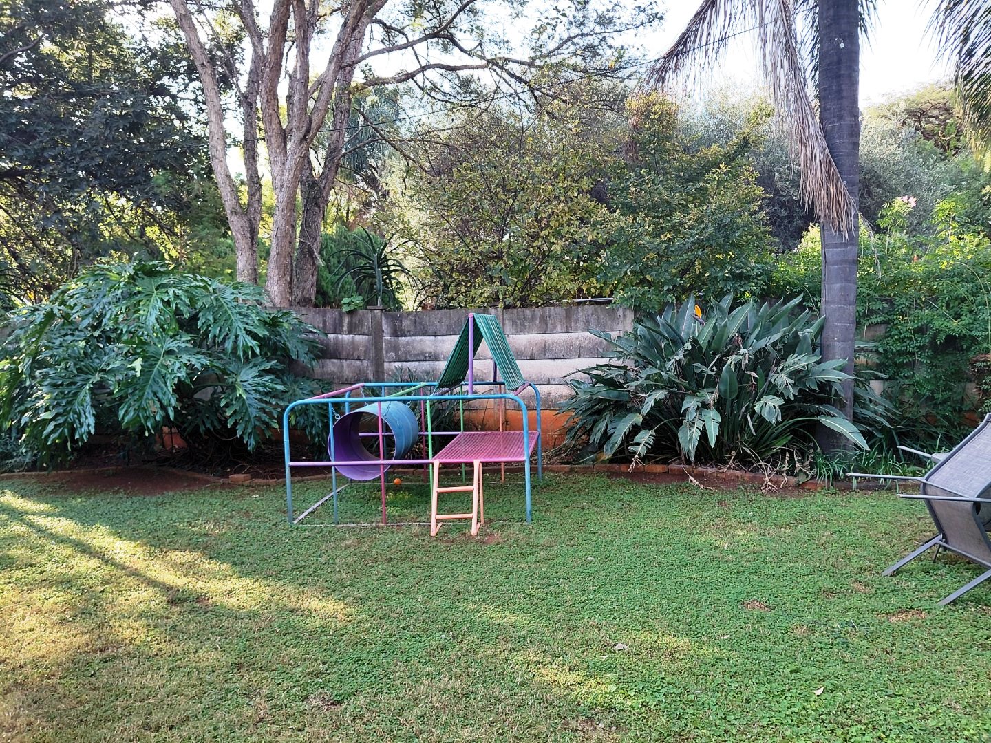 Two bedroom house for sale in old Doornpoort