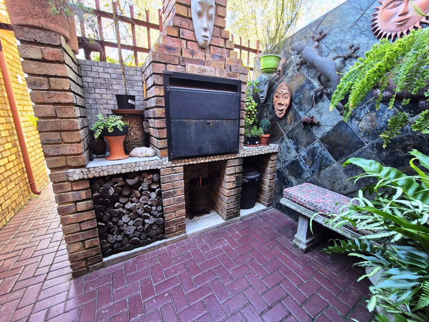 Beautiful two bedroom for sale in Dorandia