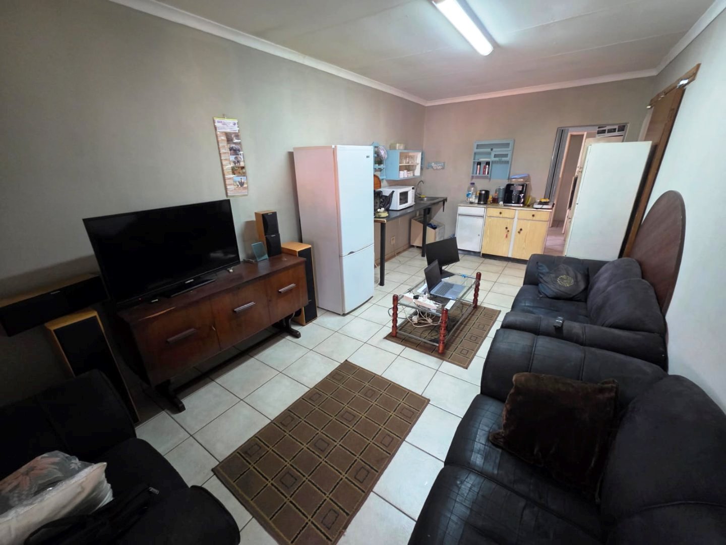 Four bed with granny flat for sale in Annlin