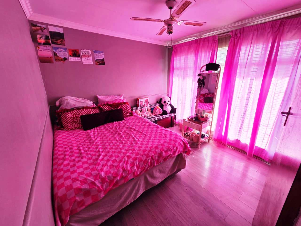 Nice three bedroom in gated community for sale