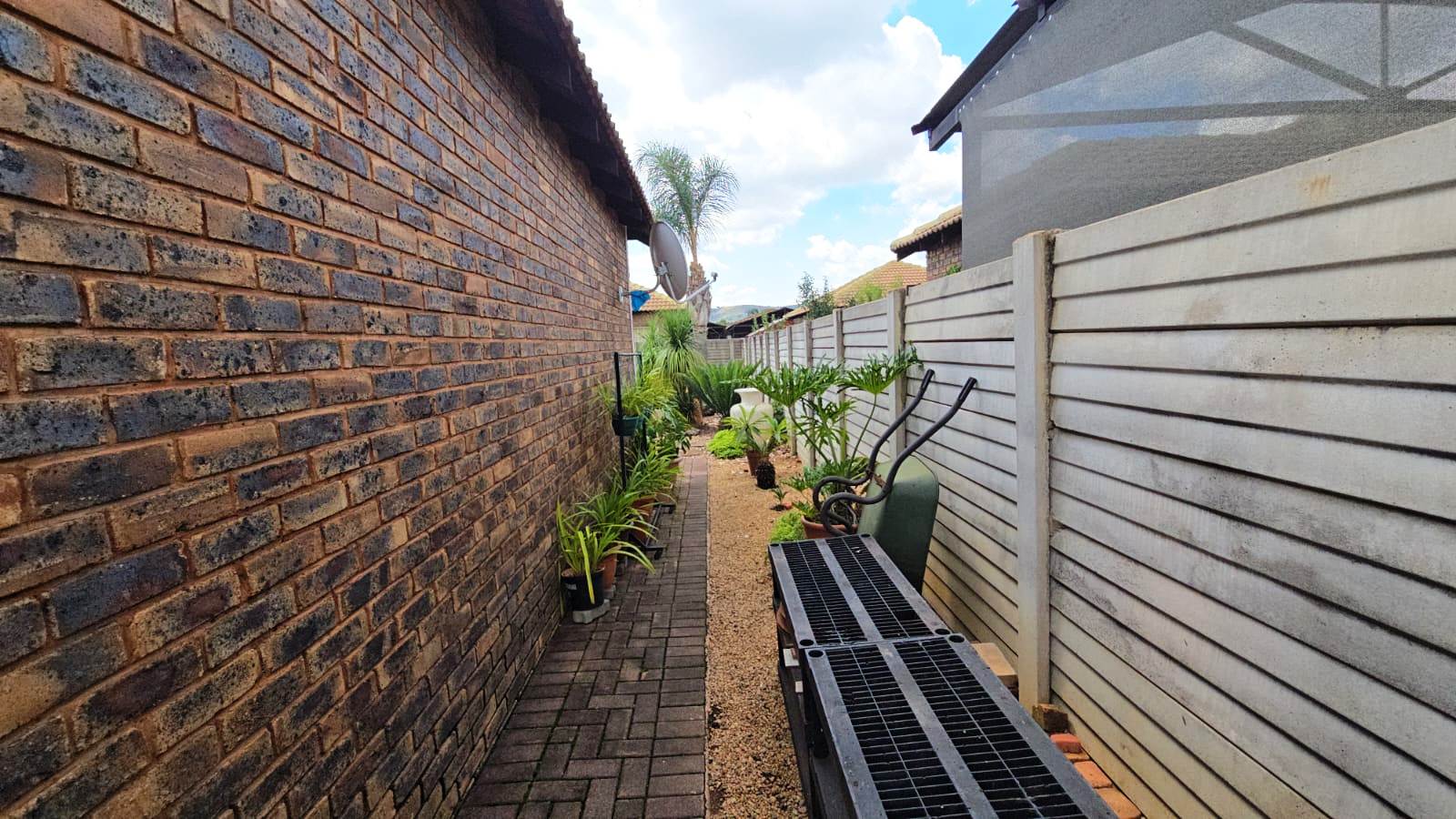 Beautiful two bedroom for sale in Andeon