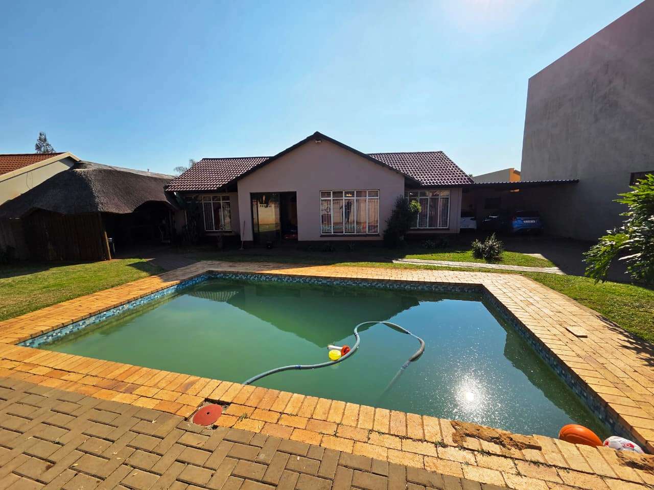 Nice three bedroom in gated community for sale