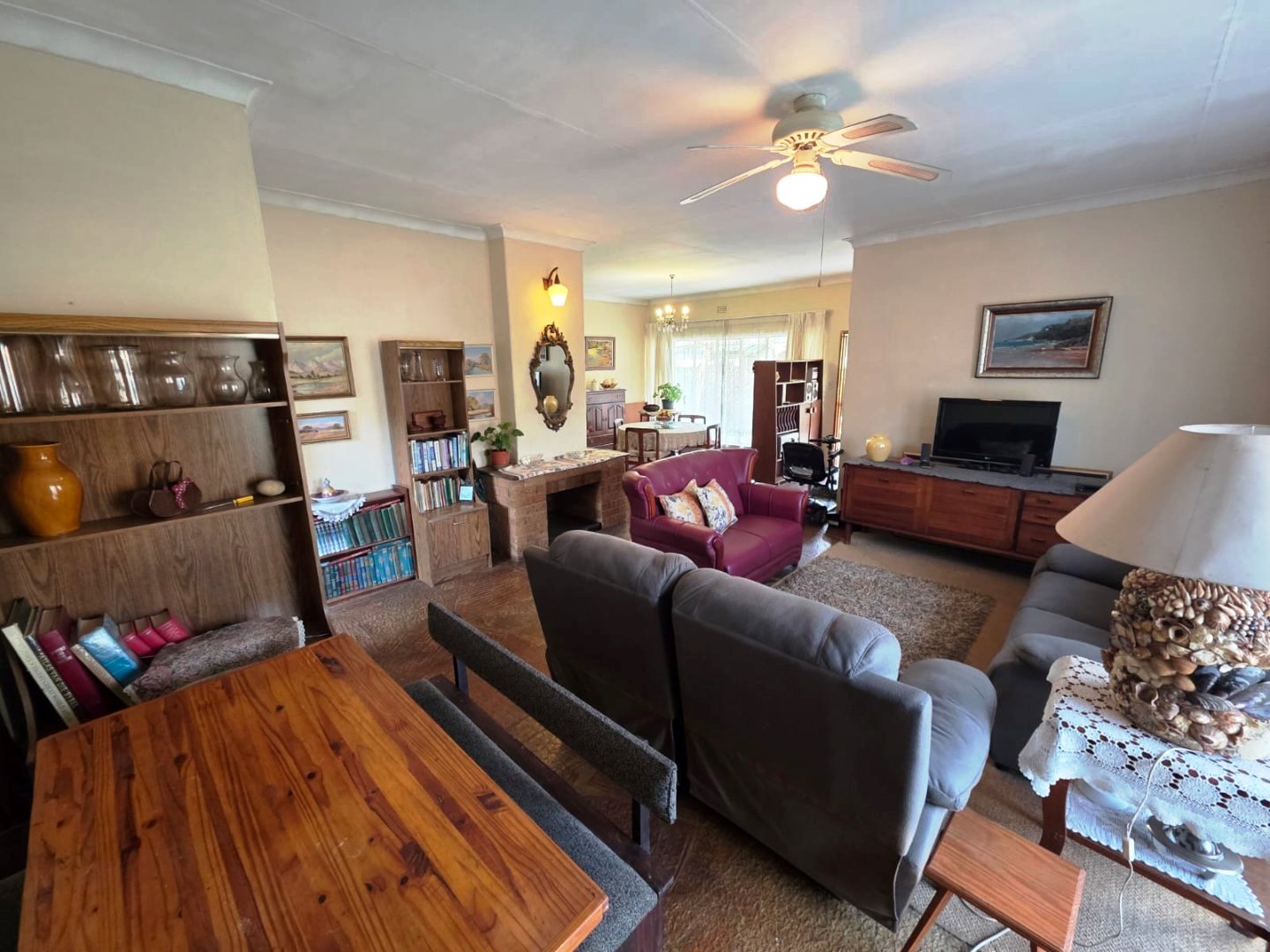 Four bed with granny flat for sale in Annlin