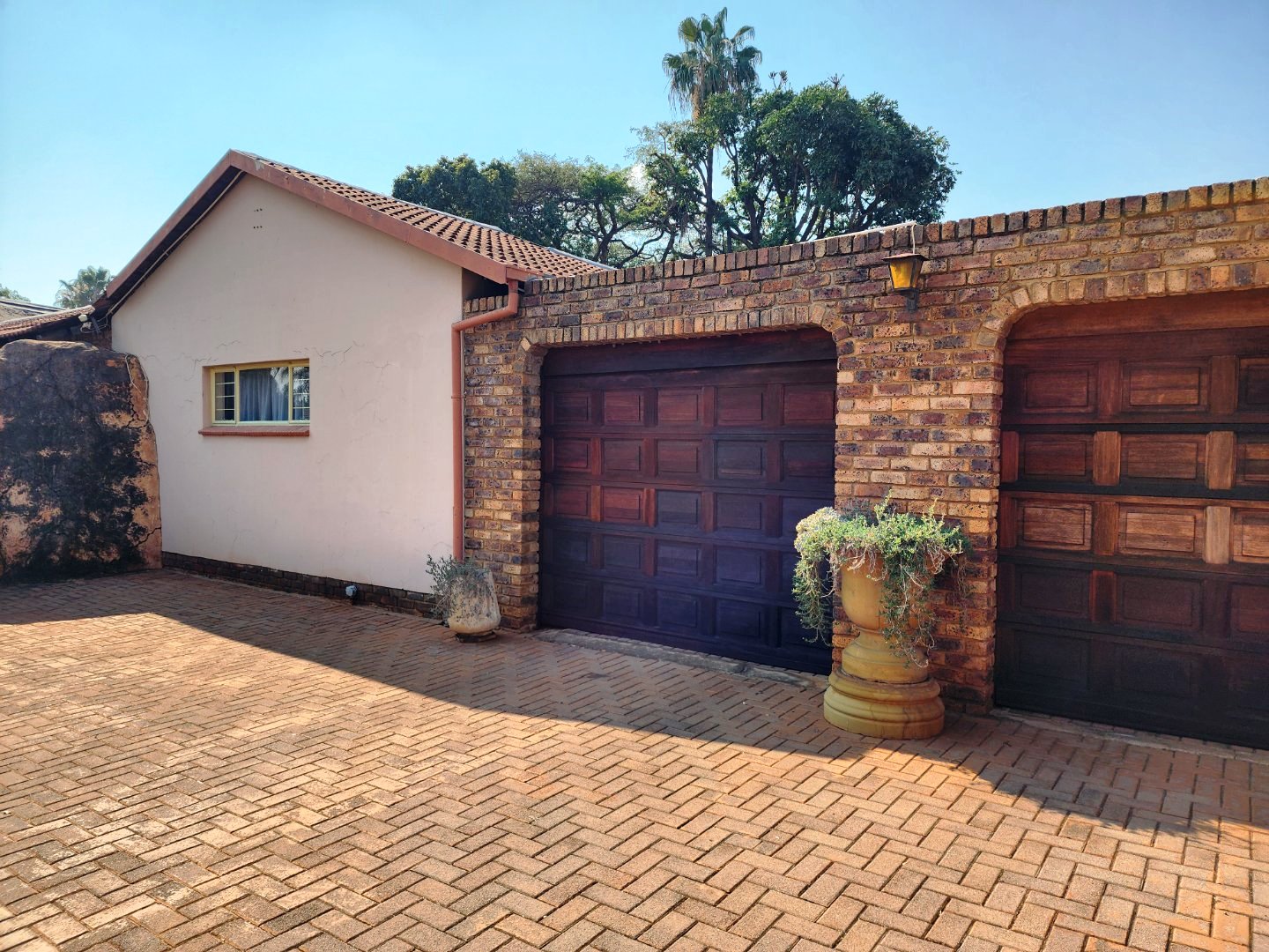 Lovely three bedroom for sale in Theresapark