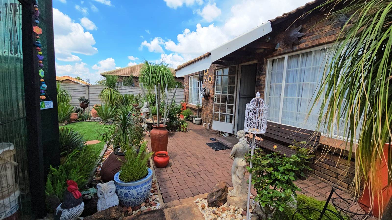 Beautiful two bedroom for sale in Andeon