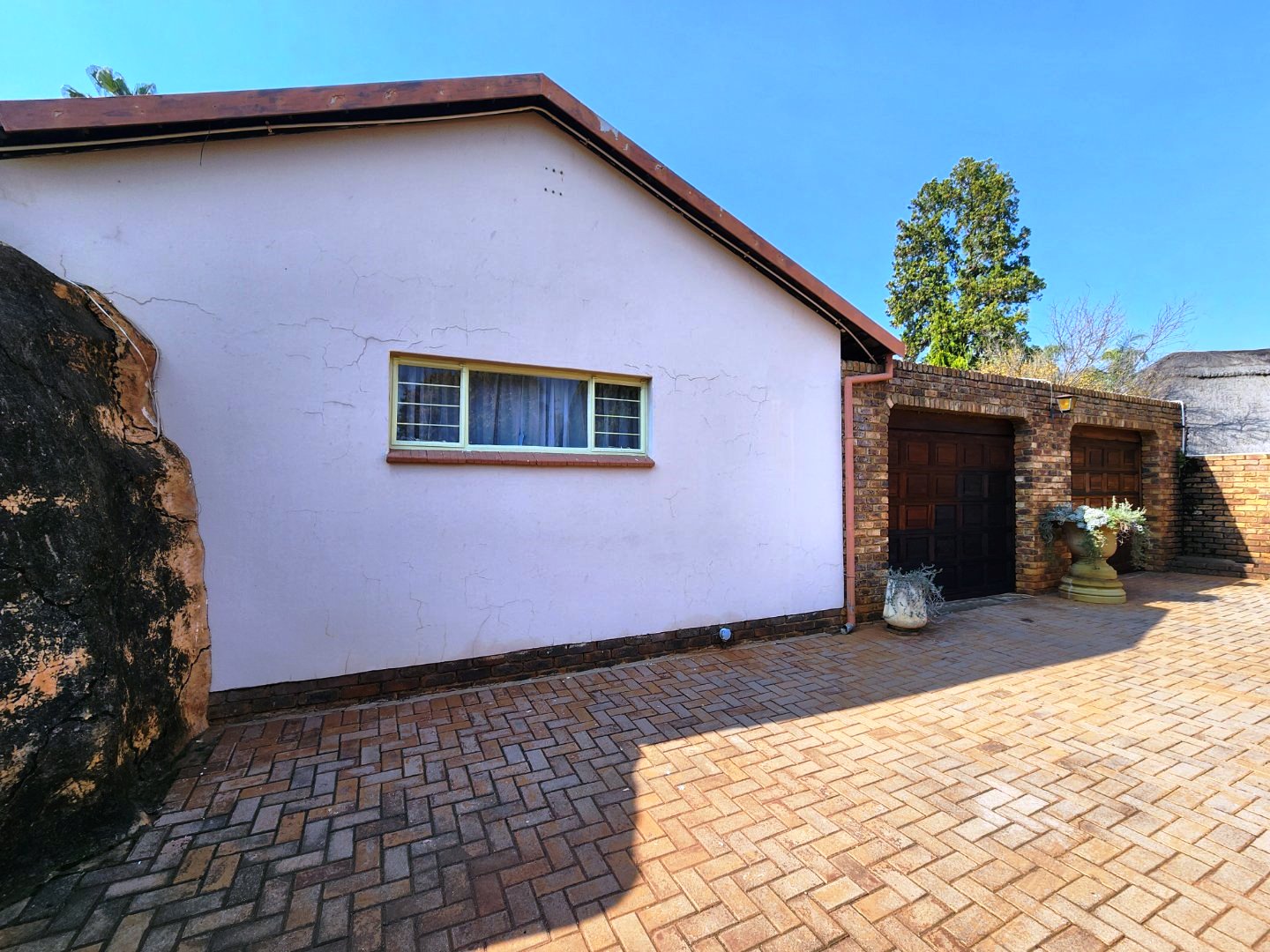 Lovely three bedroom for sale in Theresapark