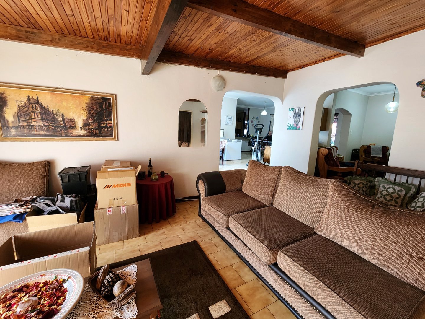 Lovely three bedroom for sale in Theresapark