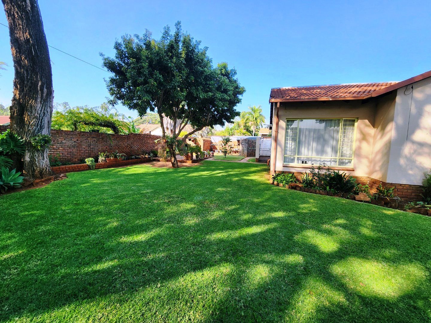 Lovely three bedroom for sale in Theresapark