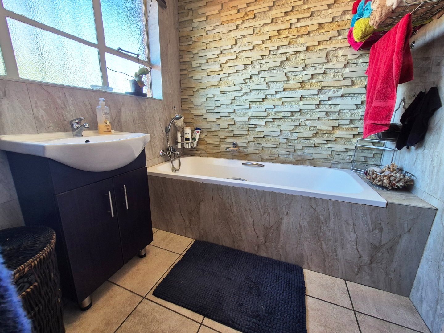 Beautiful two bedroom for sale in Dorandia