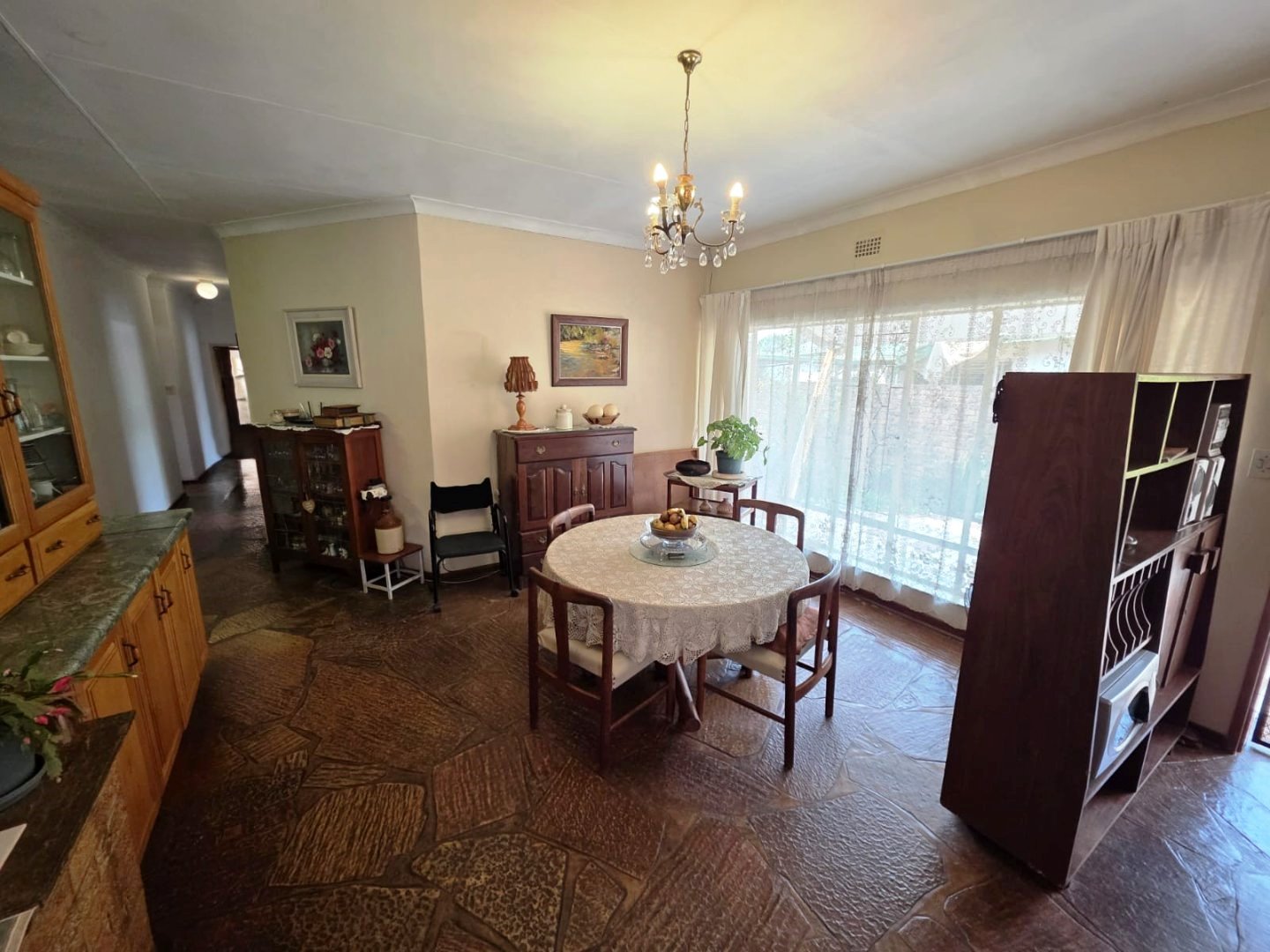 Four bed with granny flat for sale in Annlin