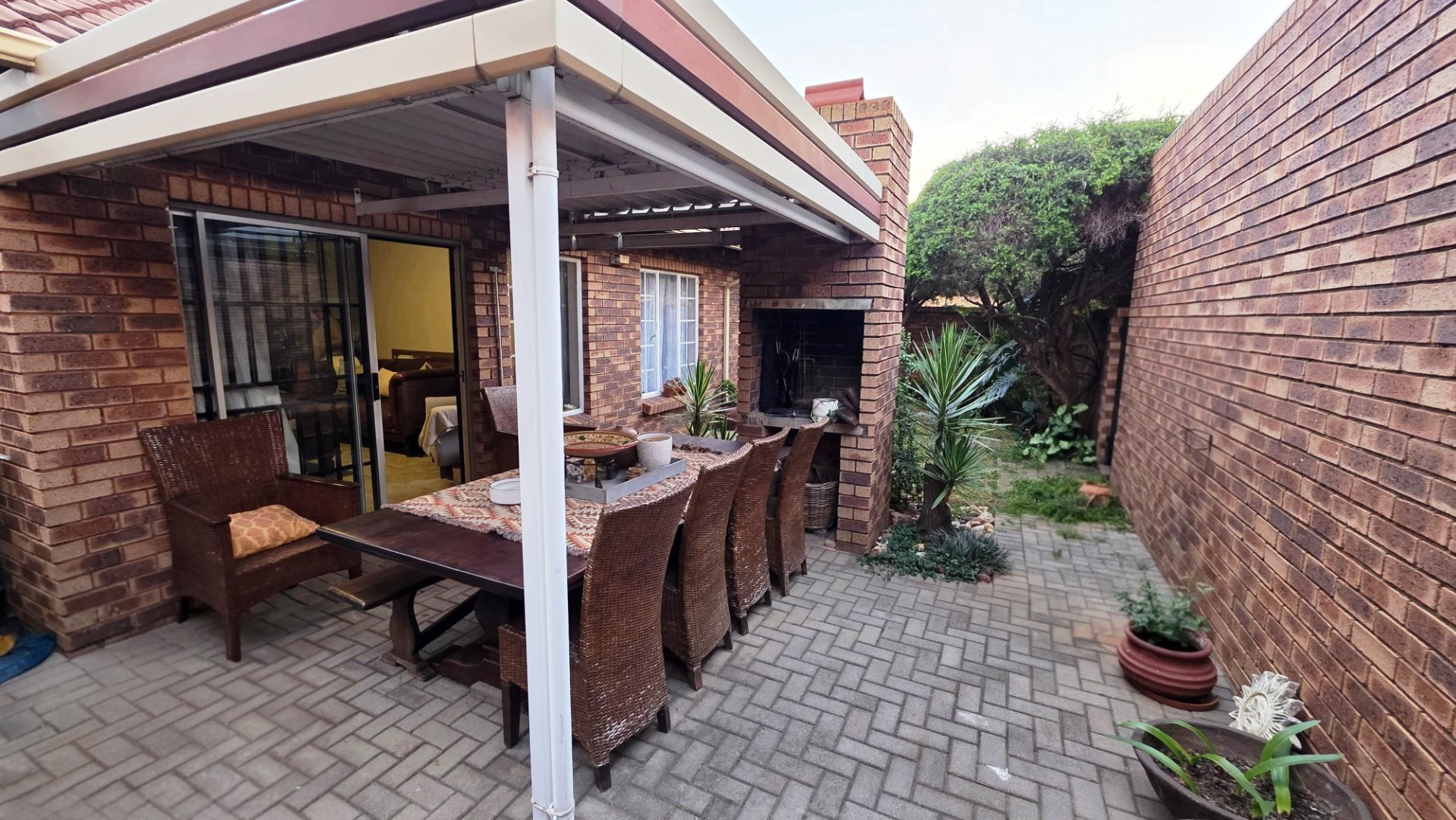 Lovely three bedroom for sale in Magalieskruin