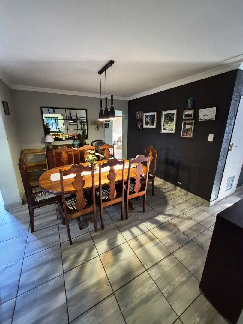 Four bedroom in Montana Tuine estate for sale